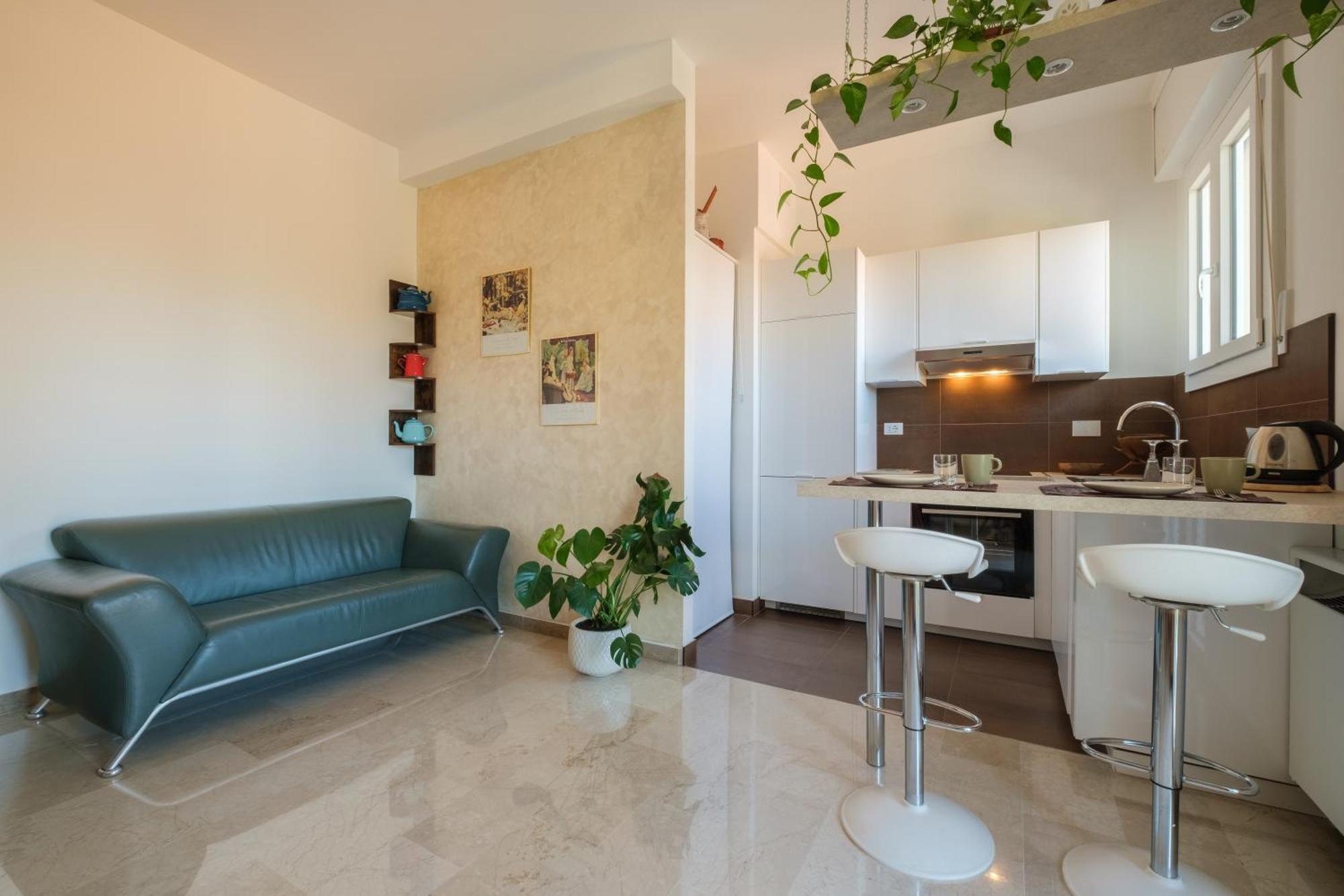 Fabula Rooms 3 Suites With Private Bathroom Болонья Экстерьер фото